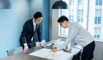 委託・構内委託・派遣の各チームの業務風景